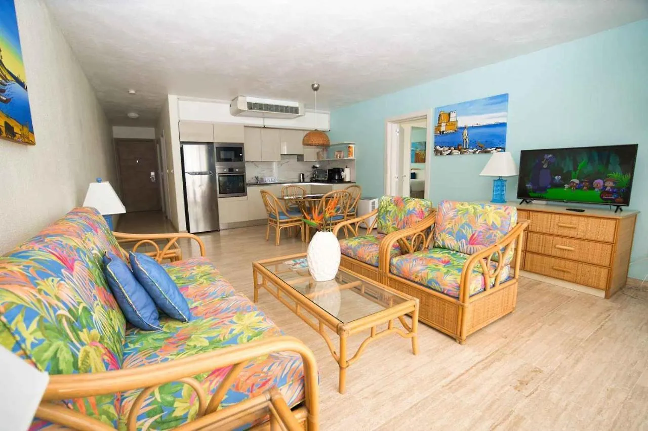 Royal Islander Club Resort La Plage Lowlands