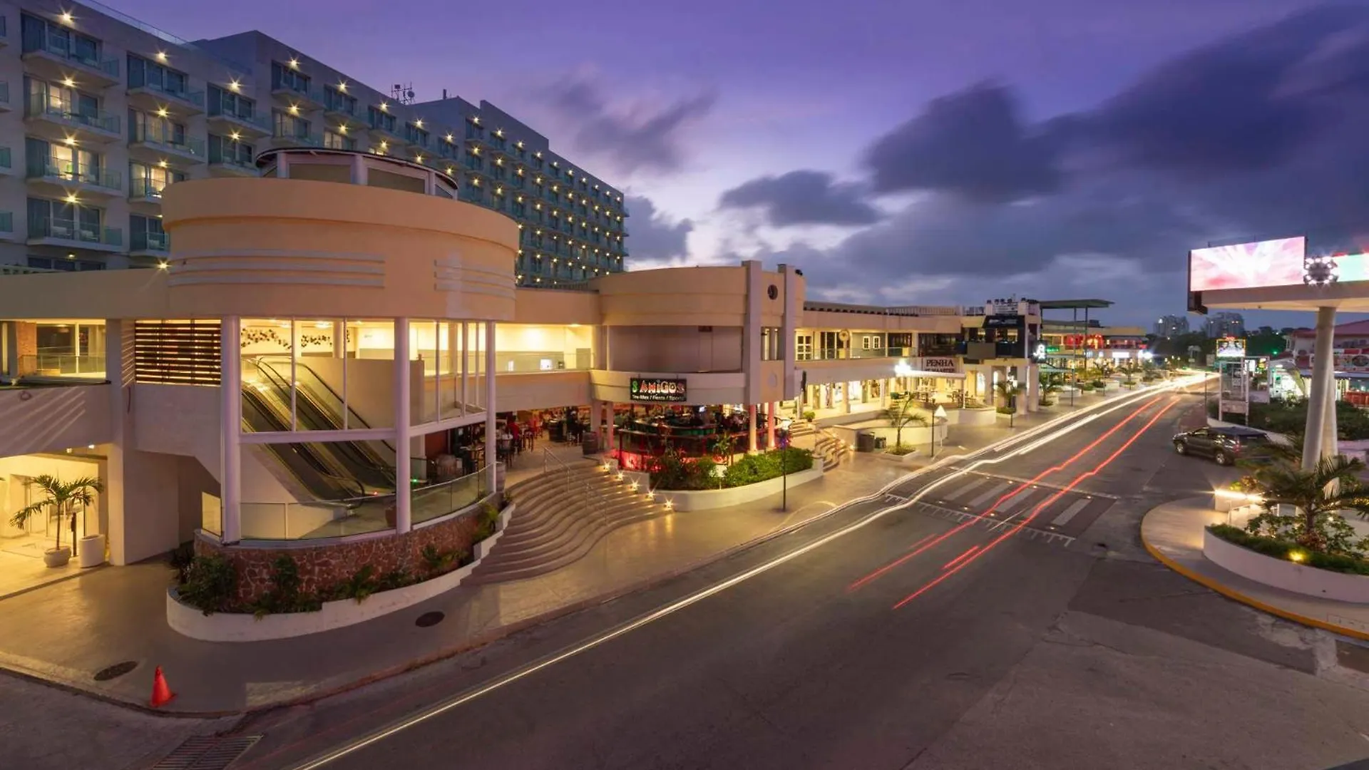 Royal Islander Club Resort La Plage Lowlands 4*,  Sint Maarten/Saint Martin