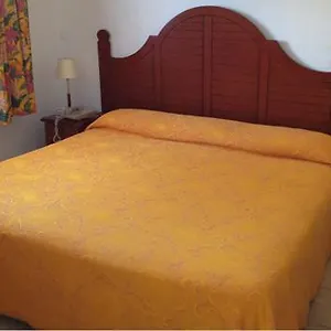 Le Flamboyant- Le Village Appart hôtel
